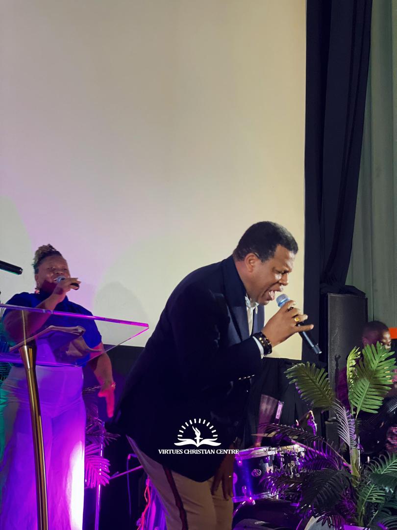 Rev Alexander Faranpojo